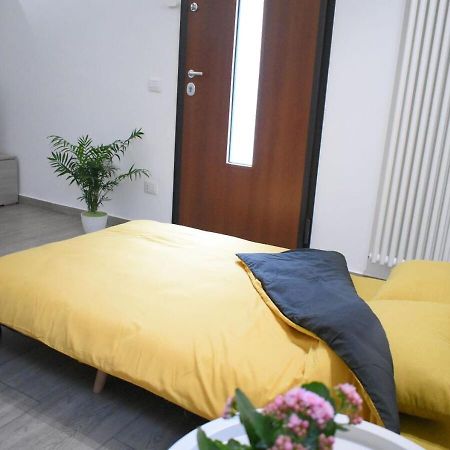 Casa Peschiera-Linate-Milano Apartment เปสเคียรา บอร์โรเมโอ ภายนอก รูปภาพ