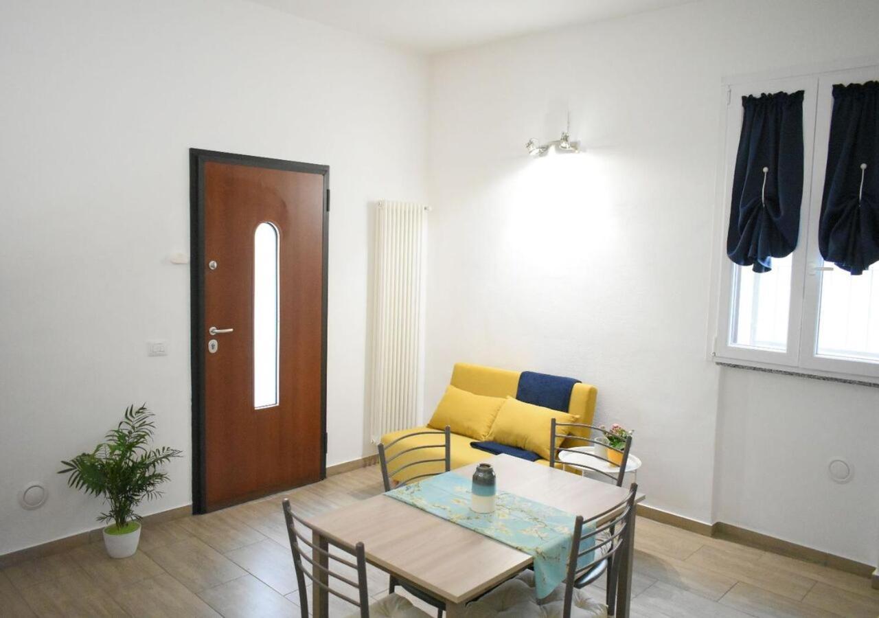 Casa Peschiera-Linate-Milano Apartment เปสเคียรา บอร์โรเมโอ ภายนอก รูปภาพ