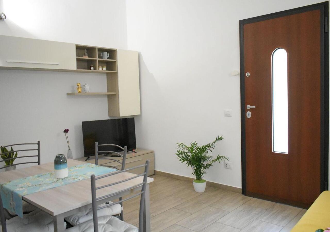 Casa Peschiera-Linate-Milano Apartment เปสเคียรา บอร์โรเมโอ ภายนอก รูปภาพ